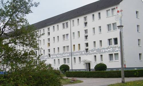 Gemütlich und preisgünstig wohnen - Schöne 1-Raum-Wohnung in grünem Umfeld zu vermieten!