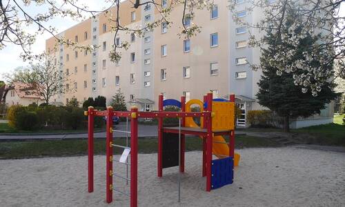 Bezahlbar, gemütlich, frisch renoviert - Helle Familienwohnung sucht neue Mieter!