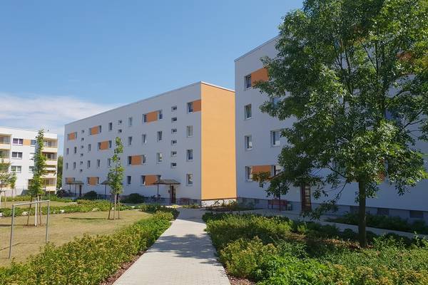 Hier wohnen Sie ruhig und doch zentral - Moderne Familienwohnung mit heller Wohnküche